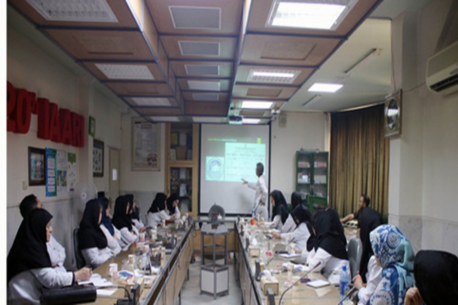 Holding a scientific seminar on gene therapy in patients with primary immunodeficiency